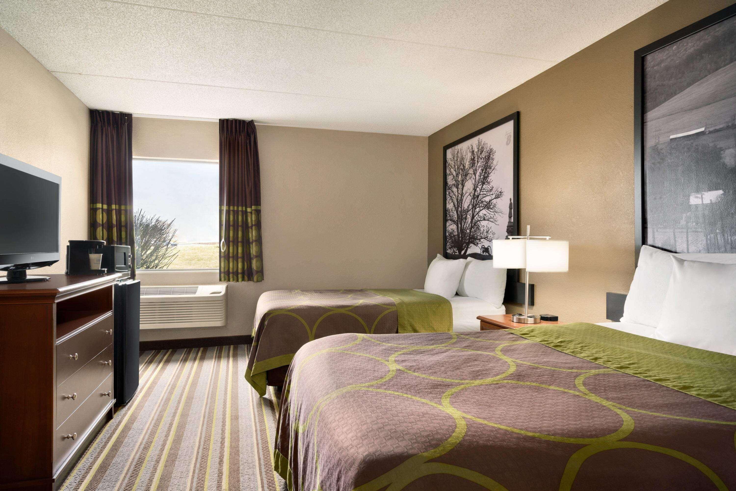 Super 8 By Wyndham Chambersburg I-81 Hotel Exterior photo
