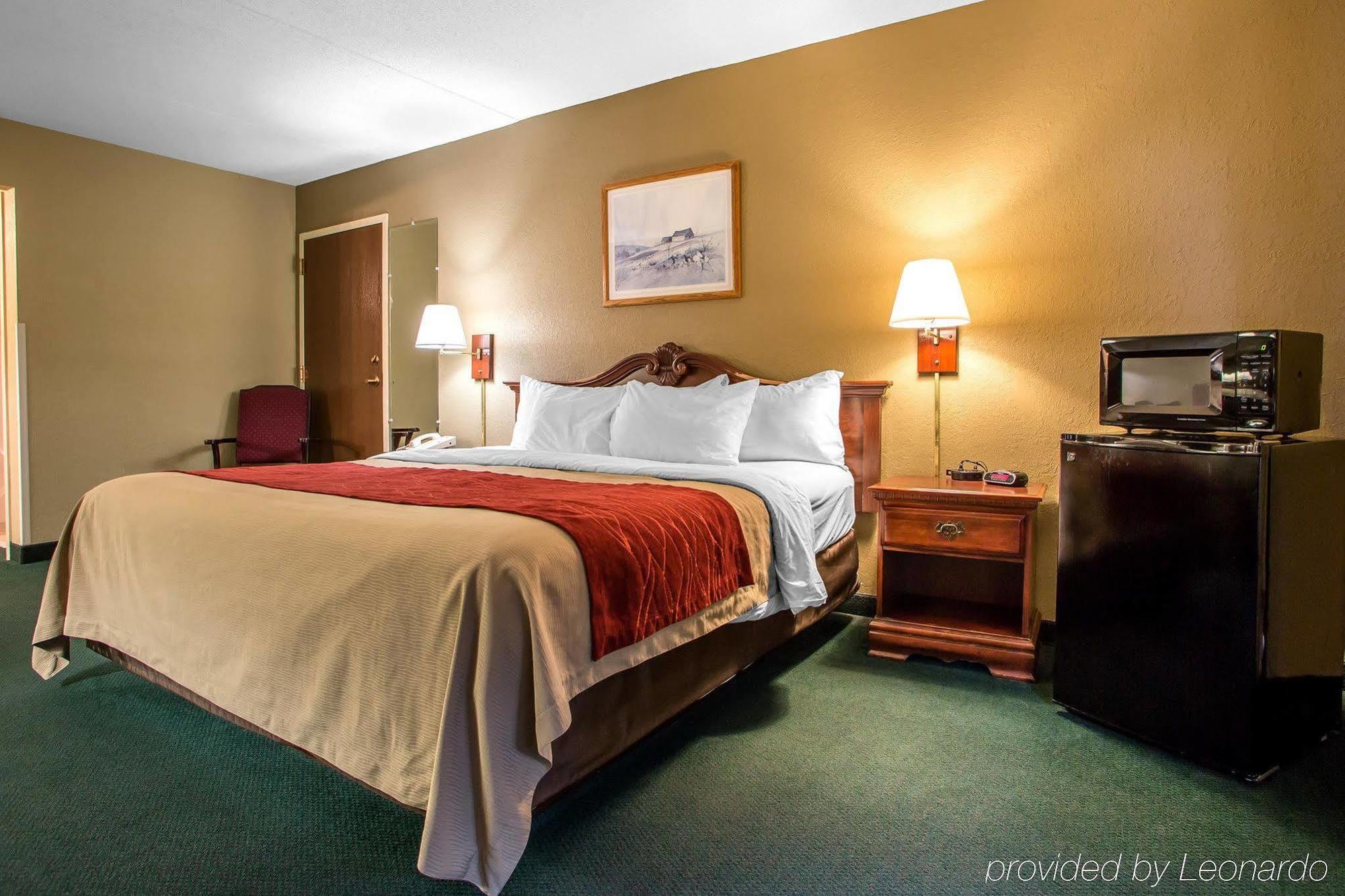 Super 8 By Wyndham Chambersburg I-81 Hotel Exterior photo